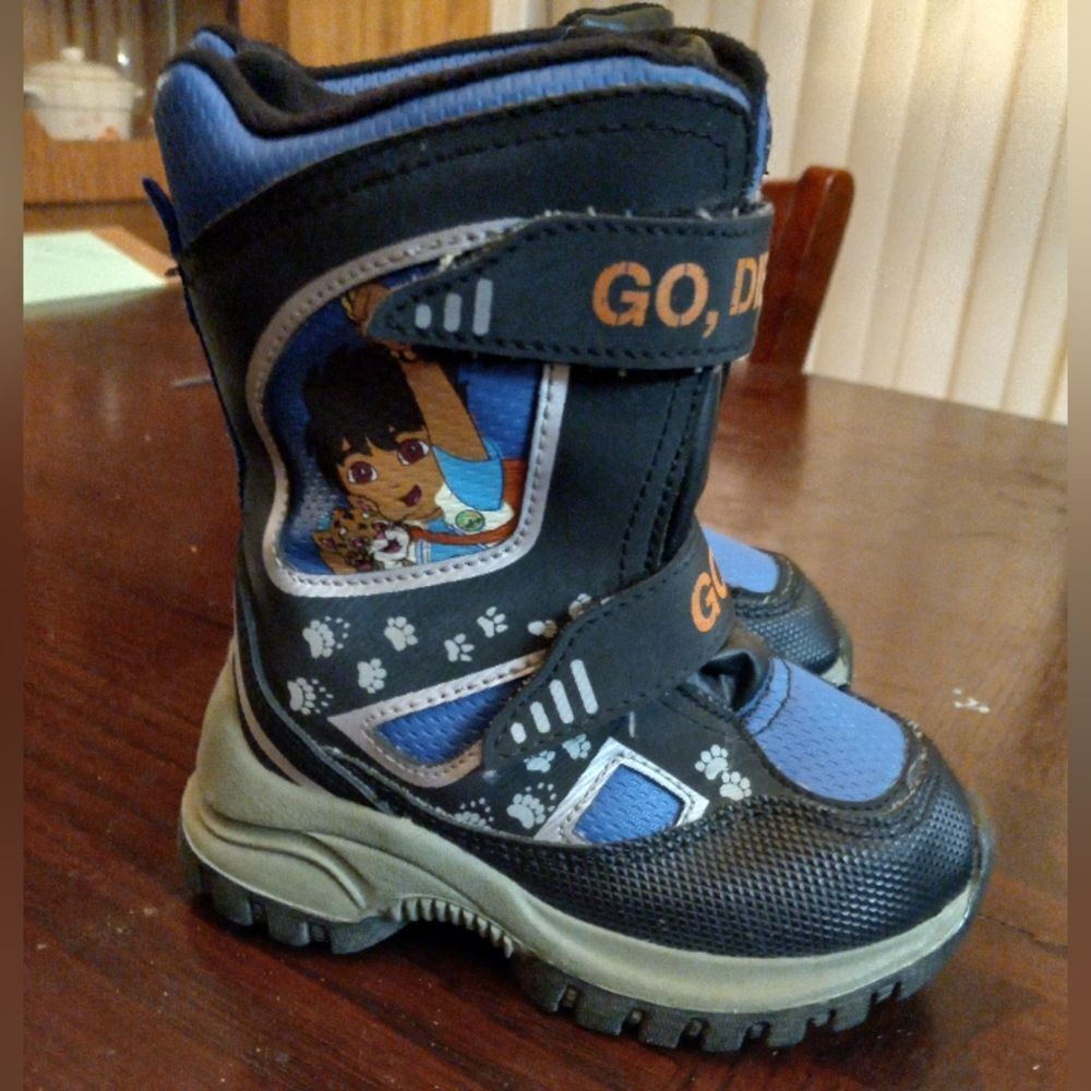Boy's Nickelodeon Go, Diego Winter Boots Size 7
